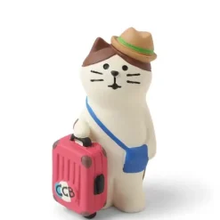 Figurine - Traveling Cat
