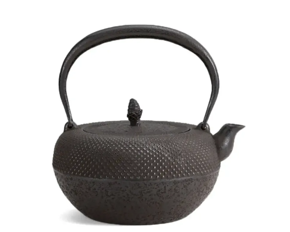Iwachu Kettle Tetsubin Higuchi Arare